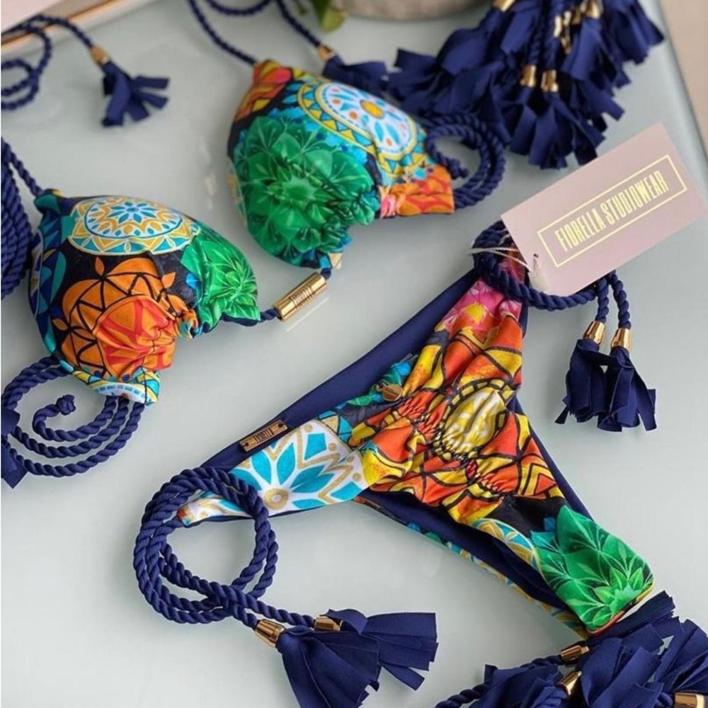 Bikini mandala/ azul, new
